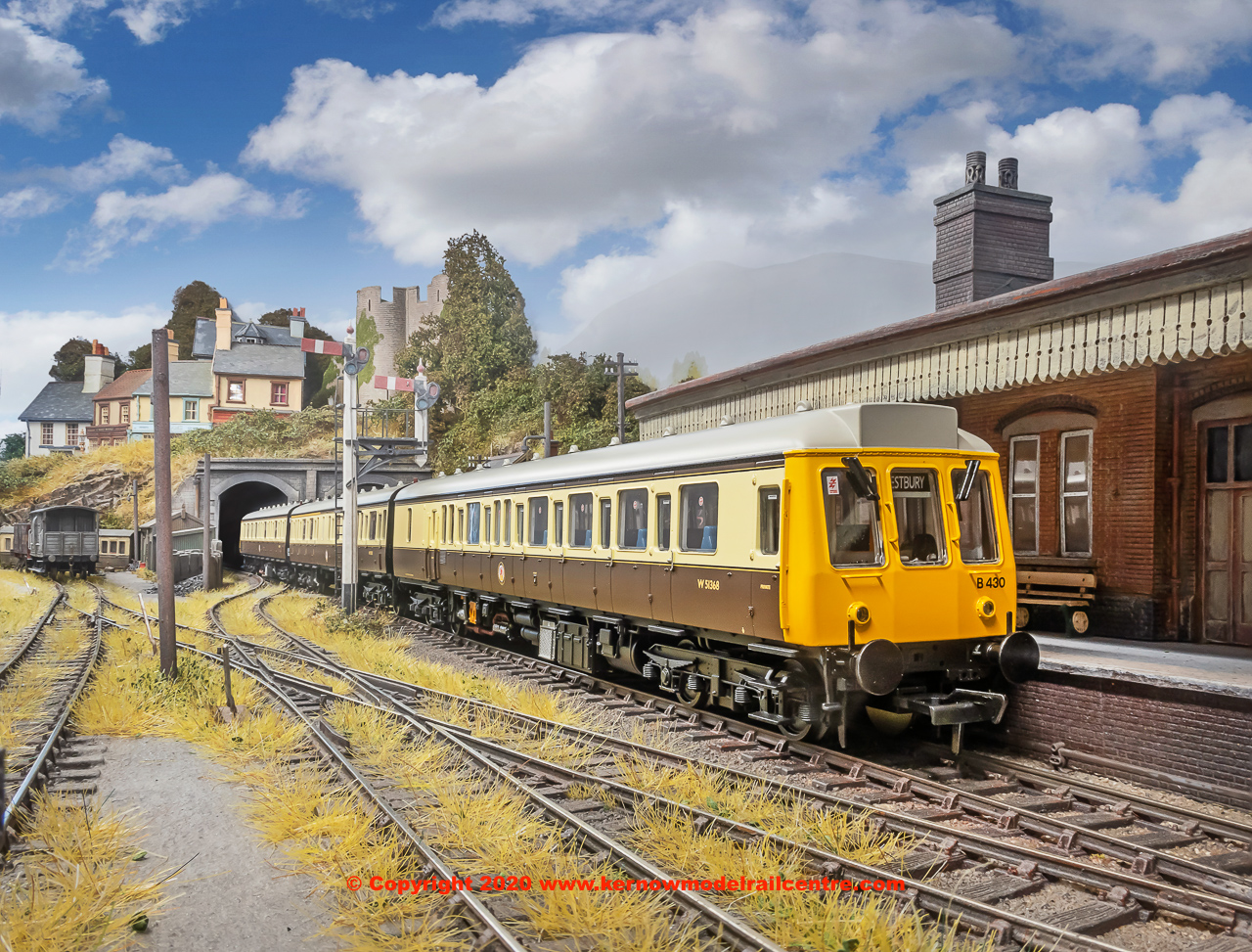 35-500Z Bachmann Class 117 3 Car DMU GW150 Image