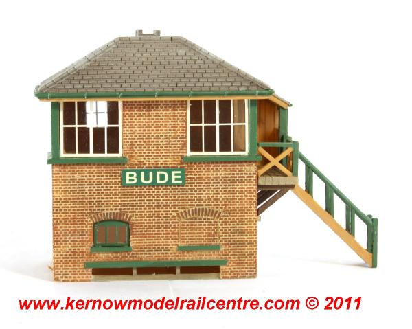 44-061Z Bachmann Scenecraft LSWR Type 4 Signal Box Image