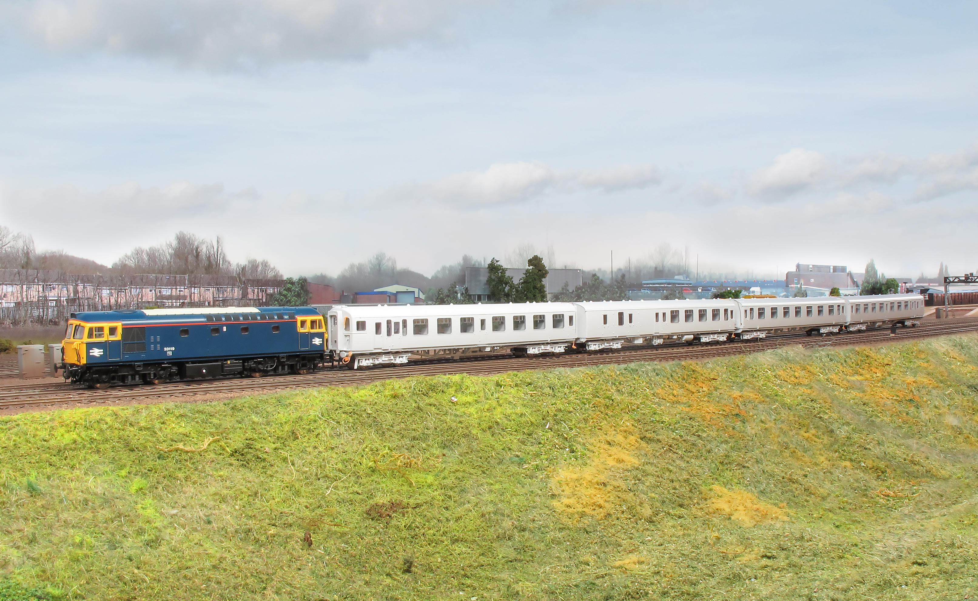 Class 438 4-TC Unit image