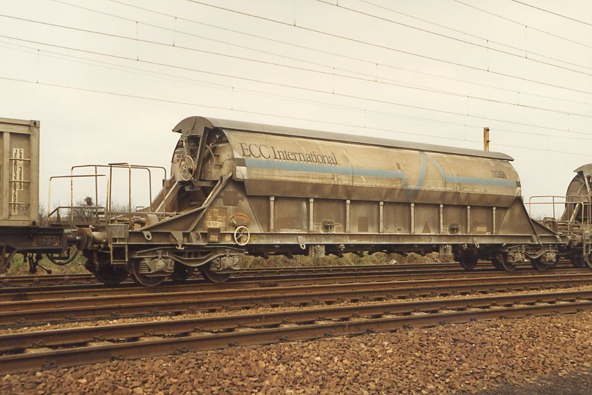 KMRC Wagon PBA / JIA Clay Tiger Wagon - N and OO Gauges