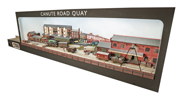 Staff layouts#3 – Canute Road Quay – 00 Gauge