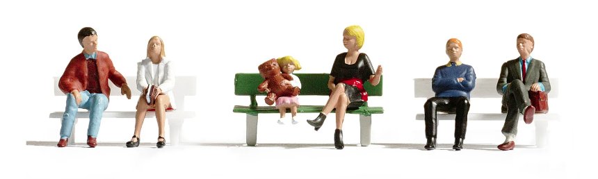15530 Noch People on Benches
