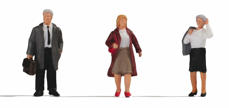 17850 Noch Passengers (3) Figure Set