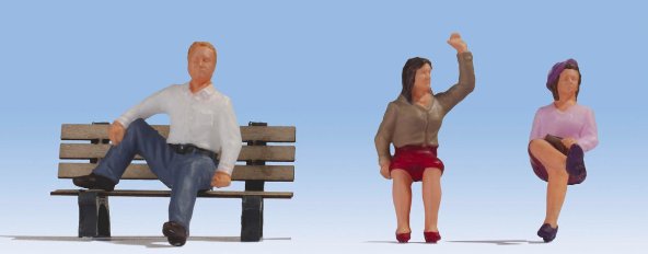 17860 Noch Seated People (3) Figure Set