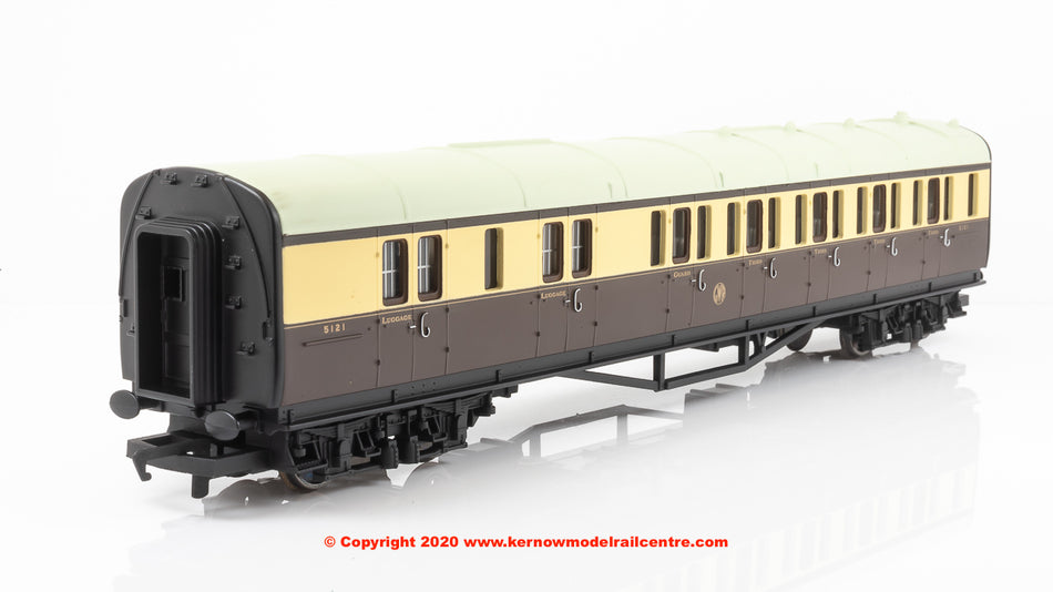 R4524 Hornby Railroad Brake Coach number 5121
