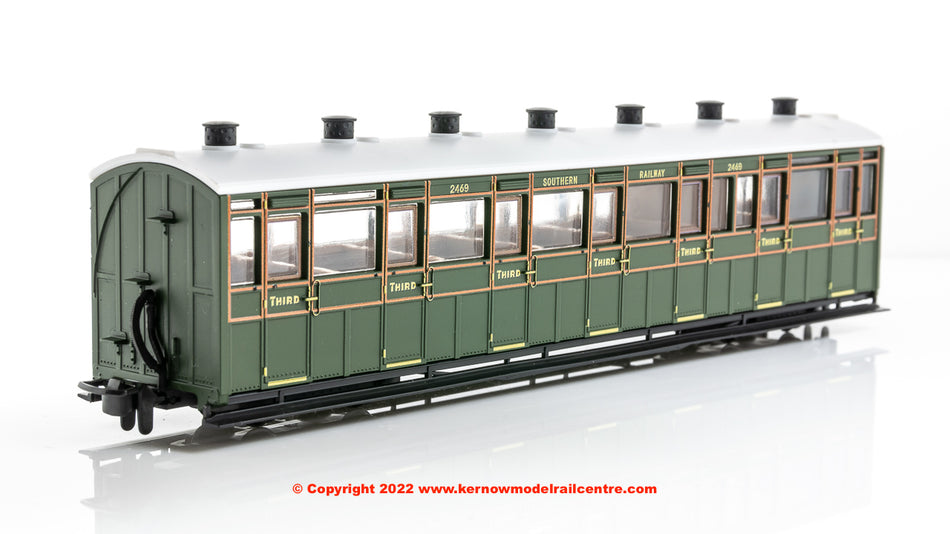 GR441A Peco Lynton and Barnstaple Third Class Coach number 2469