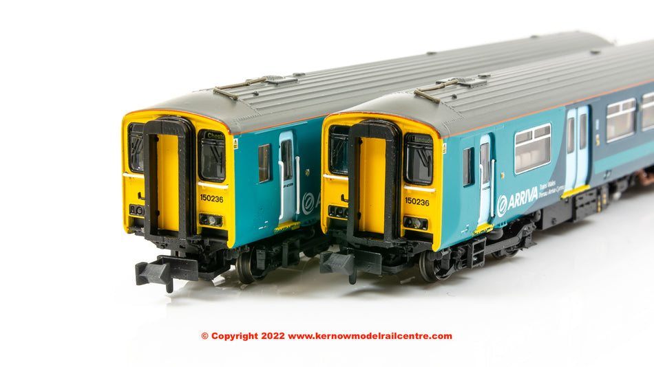 371-334SF Graham Farish Class 150/2 2-Car DMU 150236 Arriva