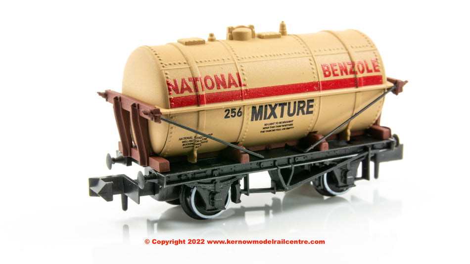 NRP162 Peco Petrol Tank Wagon