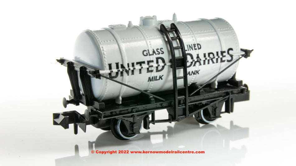 NRP167 Peco Milk Tank Wagon United Dairies