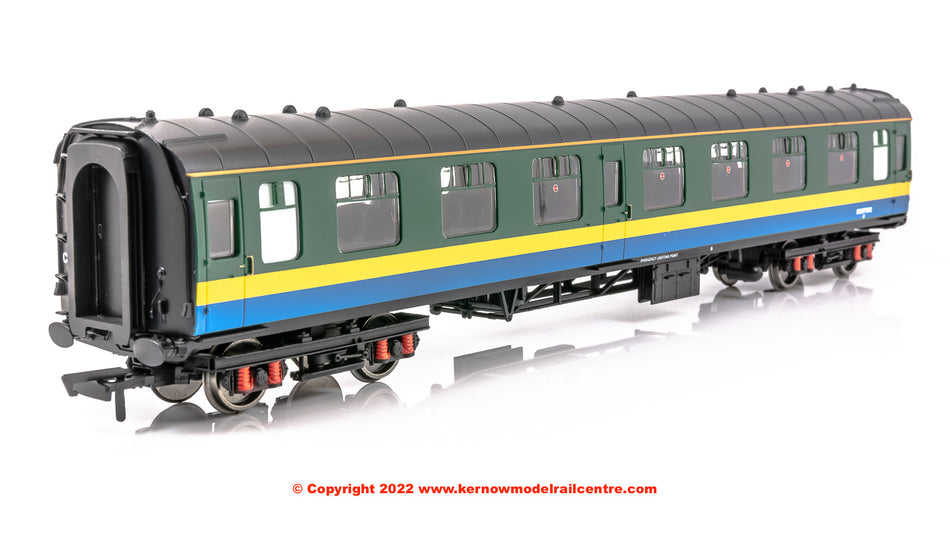 R40028 Hornby Mk1 Brake Force Runner Coach number ADB977352