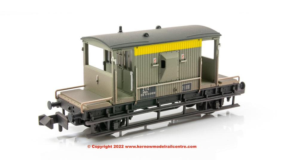 377-529A Graham Farish BR 20T Brake Van BR Engineers