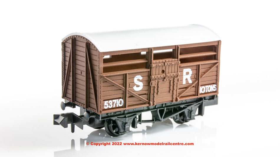 NR45S Peco Cattle Truck in SR Dark Brown livery
