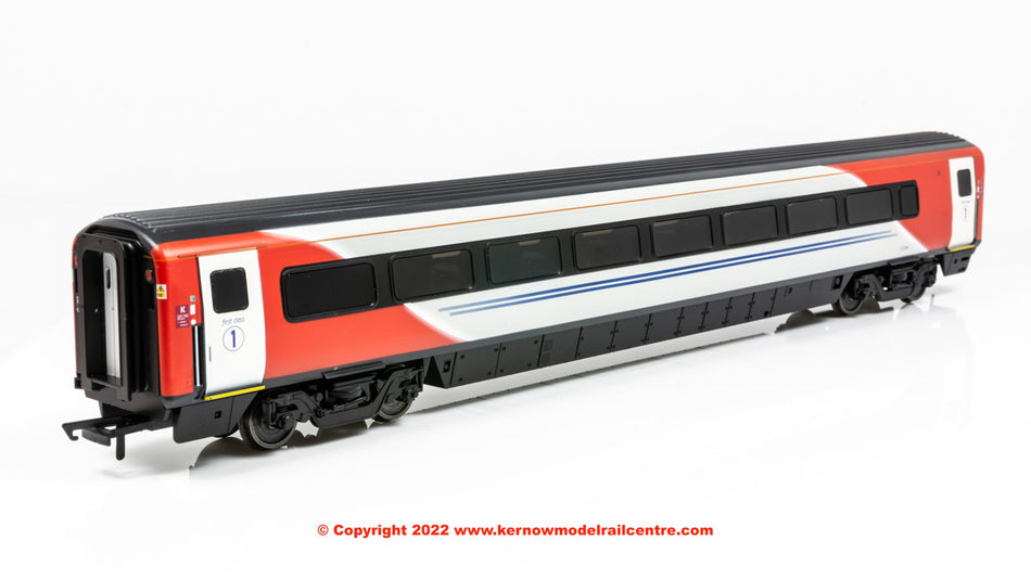 R40148 Hornby Mk4 Open First Coach K number 11284 in LNER livery