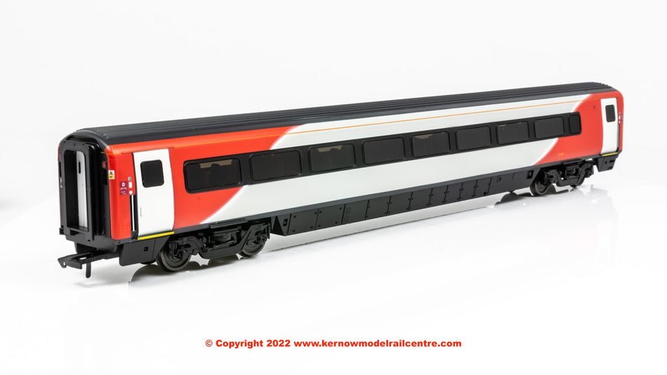 R40151 Hornby Mk4 Open Standard Coach E number 12404 in LNER