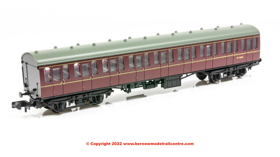 374-271C Graham Farish BR Mk1 57ft Suburban S Second Coach