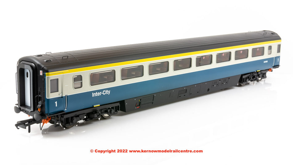 OR763FO001 Oxford Rail Mk3a Open First Coach number M11052