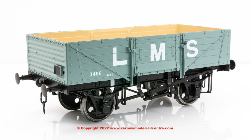 7F-053-012 Dapol 5 Plank Wagon No. 3466 Corrugated End LMS Grey