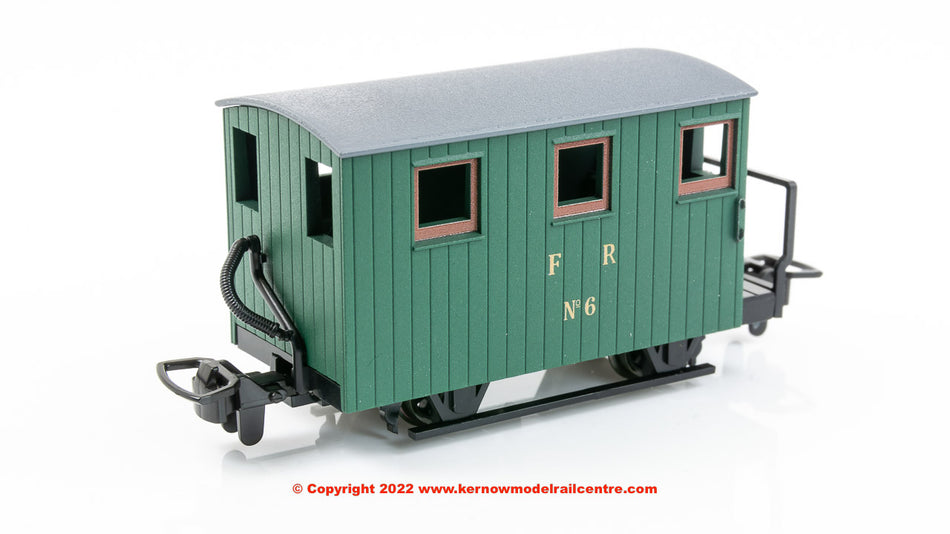 GR590A Peco Ffestiniog Quarryman Brake Coach - Green 1 Balcony