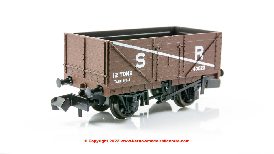 NR7002S Peco 9ft 7 Plank Open Wagon number 40023 in SR Brown
