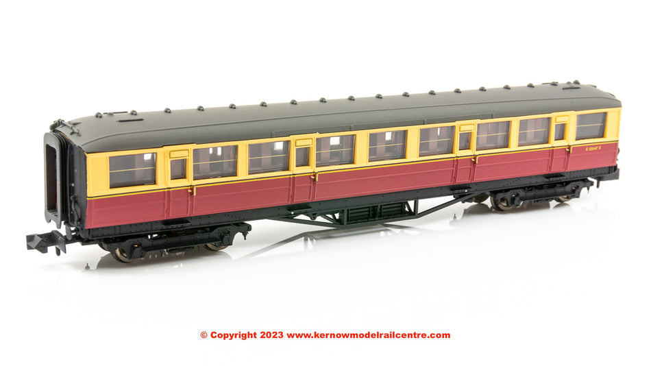 2P-011-057 Dapol Gresley 2nd Class Coach number E12047E