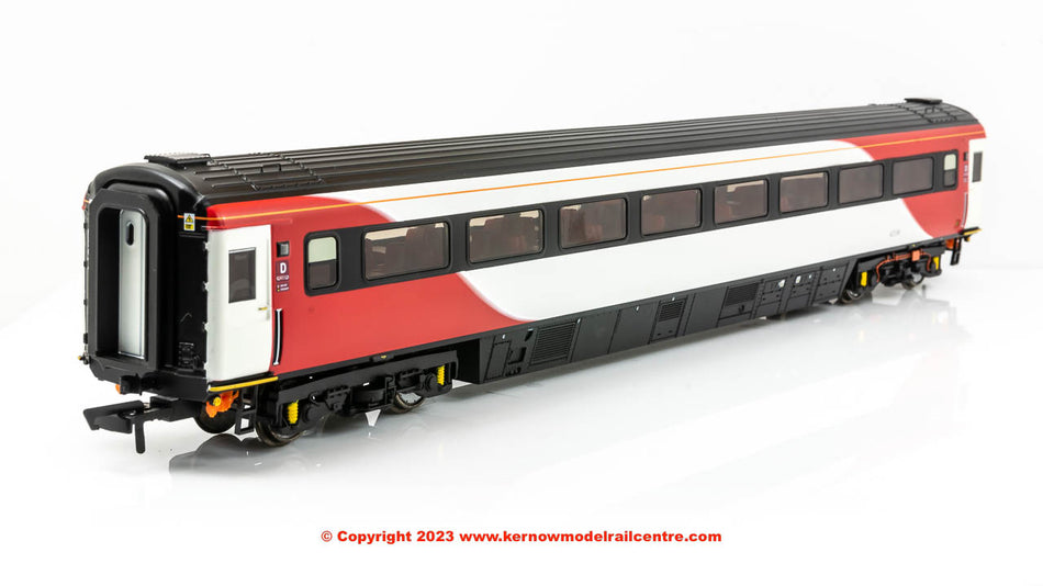 R40249B Hornby Mk3 Trailer Standard TS Coach 42240 LNER