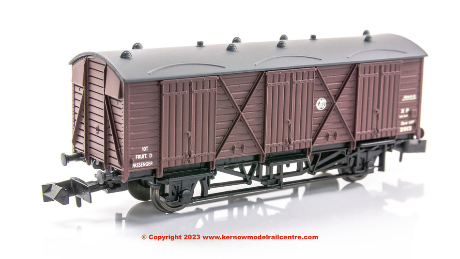 2F-014-009 Dapol Fruit D Wagon number 2913 in GWR Brown