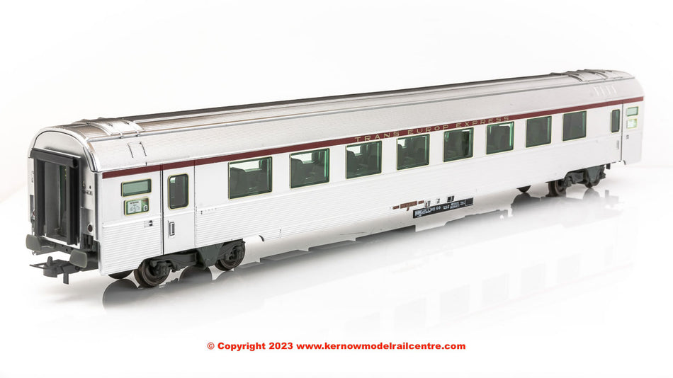 HJ4167 Jouef SNCF TEE Mistral A8tu Standard Coach 6