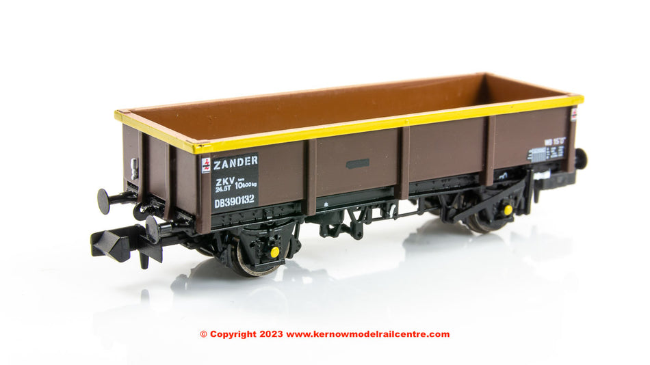 N-ZKV-102 Revolution Trains ZKV Zander Wagon number DB390132
