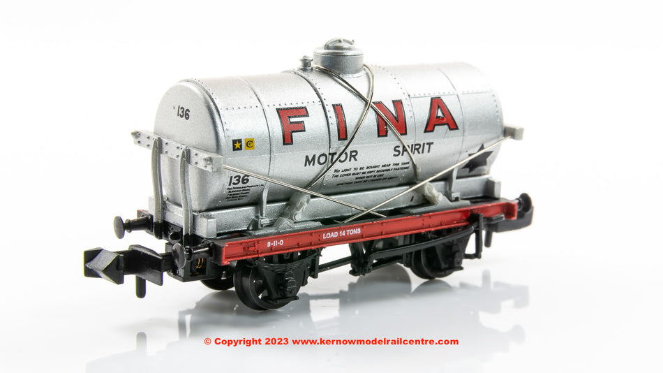 373-658A Graham Farish 14T Tank Wagon 'Fina' Silver