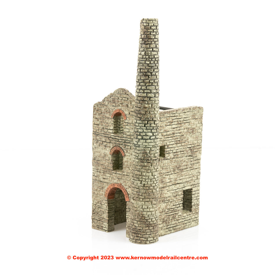 42-058Z Graham Farish Scenecraft Derelict Engine House