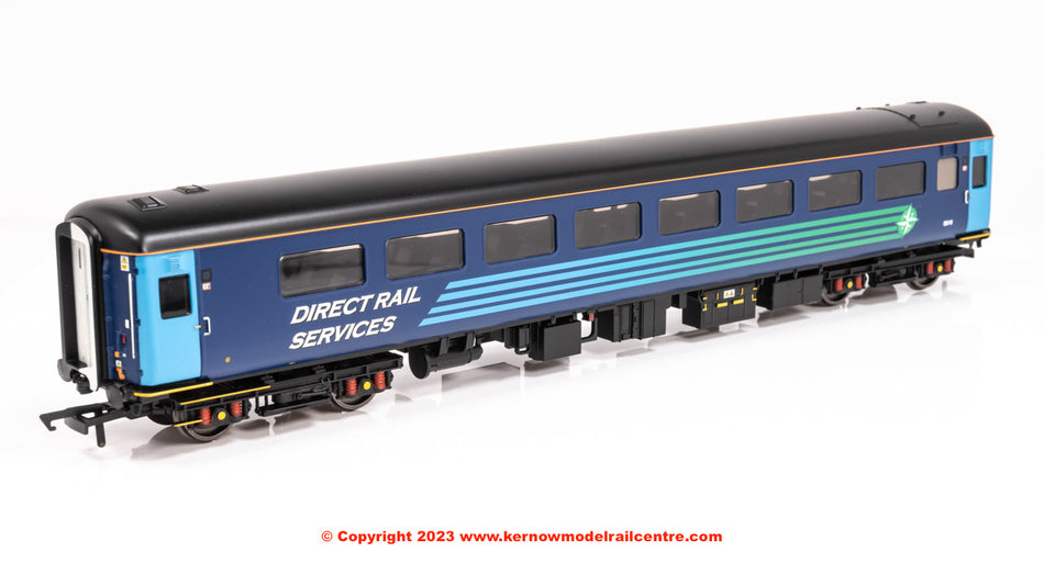 R40330A Hornby Mk2E Standard Open SO Coach number 5810 DRS
