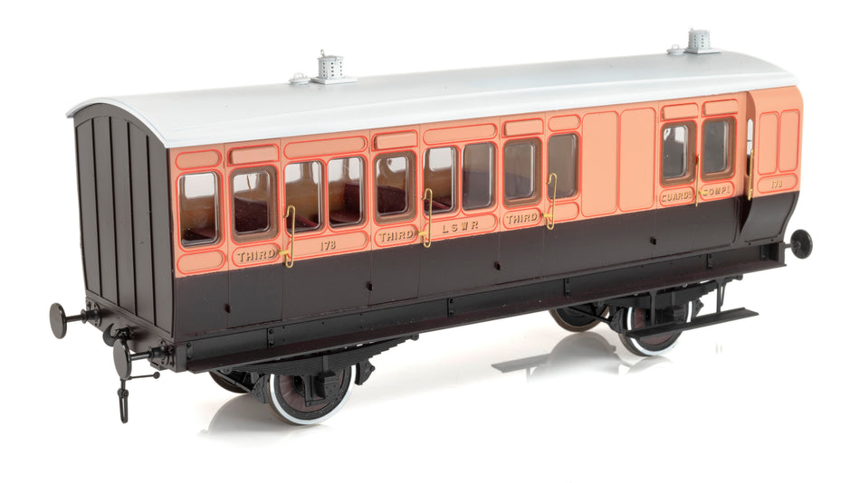 7P-020-050L Dapol Stroudley 4 Wheel LSWR suburban oil lit brake