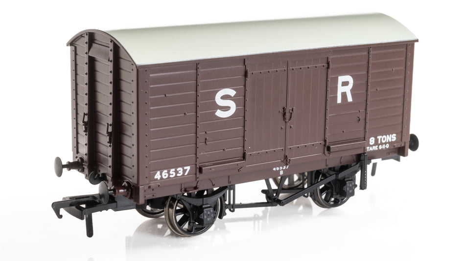 979007 Rapido LB&SCR Dia.8 Van - SR (pre-36) No.46537