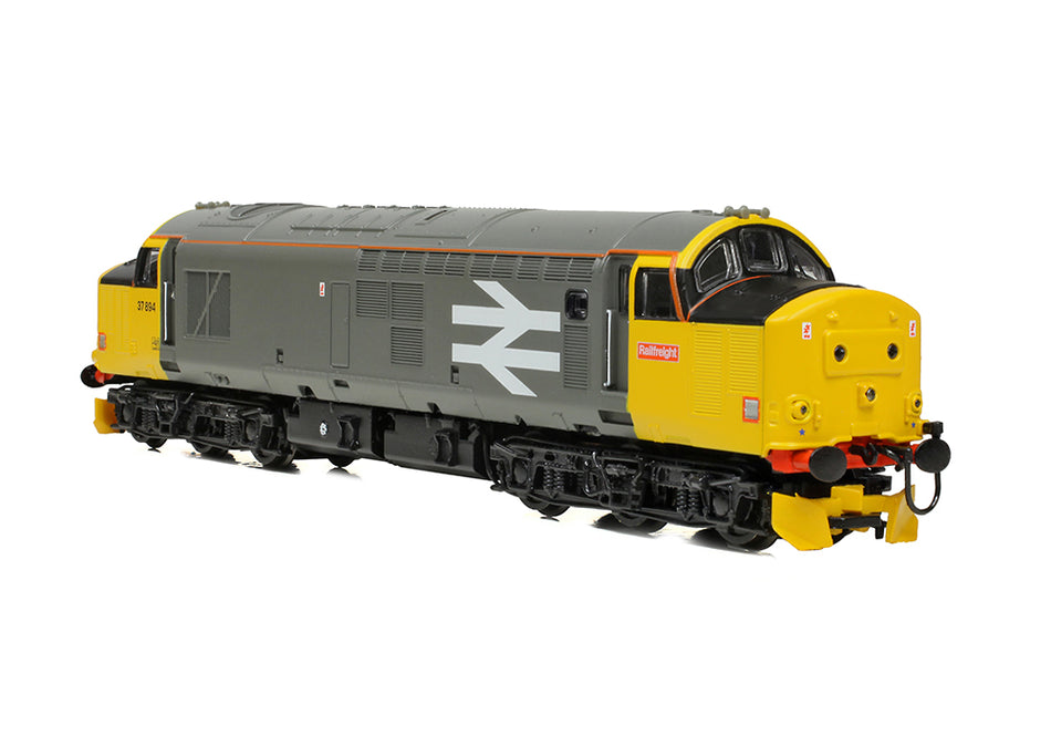 372-110 Graham Farish Class 37/7 37894 BR Railfreight Grey