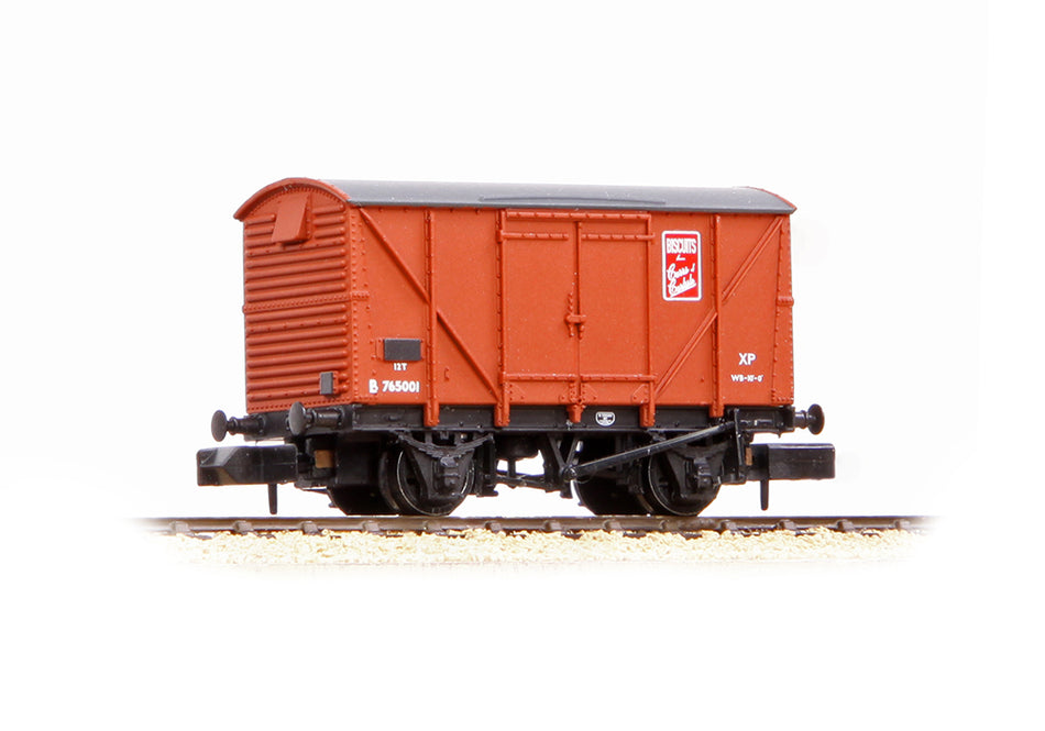 373-753 Graham Farish BR 12T Ventilated Van Plywood Sides BR Bau
