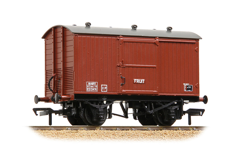 38-386A Bachmann LNER 12T Ventilated Fruit Van BR Bauxite (Late)