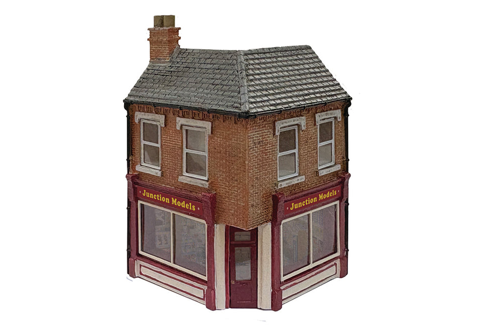 42-0231 Graham Farish Scenecraft Corner Model Shop