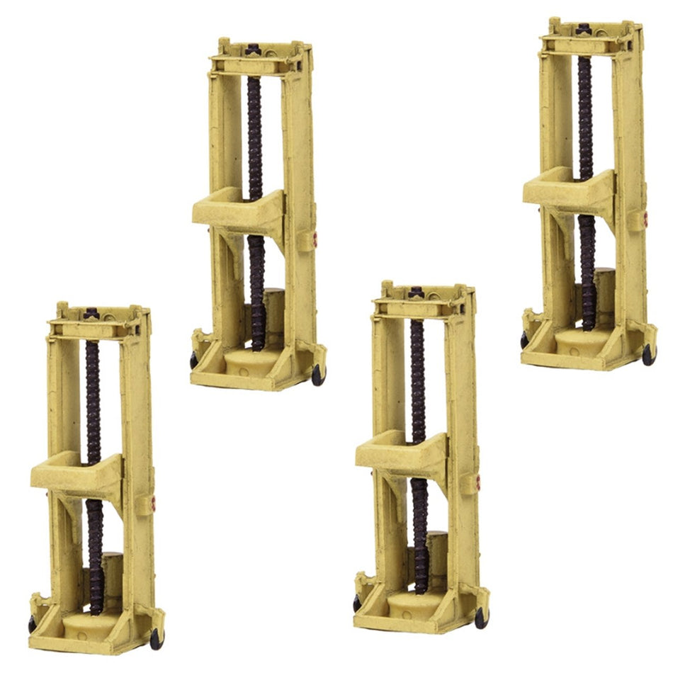 42-042 Graham Farish Scenecraft Lifting Jacks - Pack of 4