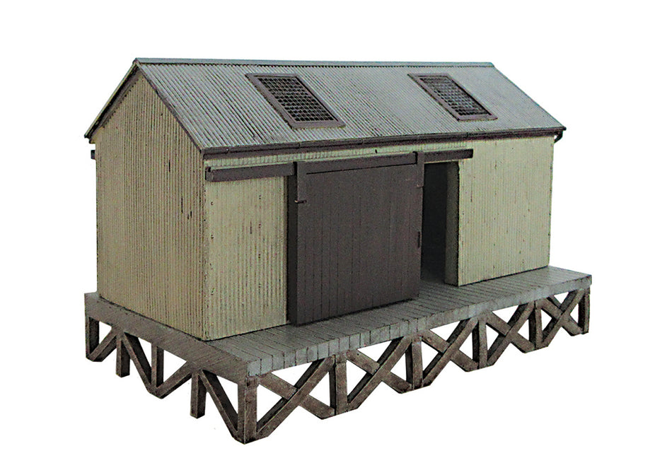 44-006B Bachmann Scenecraft Corrugated Goods Shed - Brown
