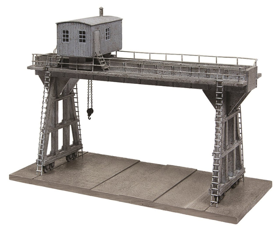 44-0172 Bachmann Scenecraft 25T Goliath Steam Gantry Crane