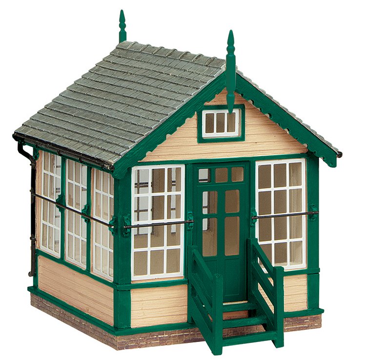 44-0184G Bachmann Scenecraft Platform Mounted Signal Box Green