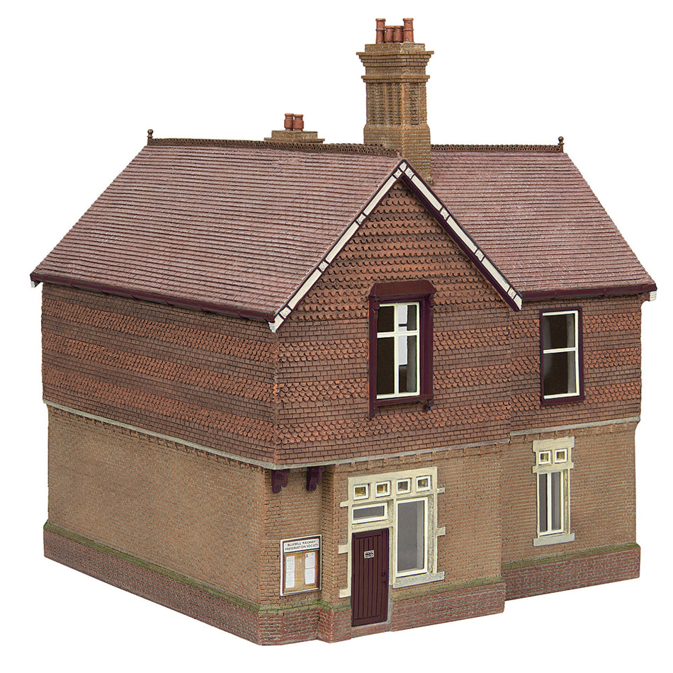44-088C Bachmann Scenecraft Sheffield Park Booking Office