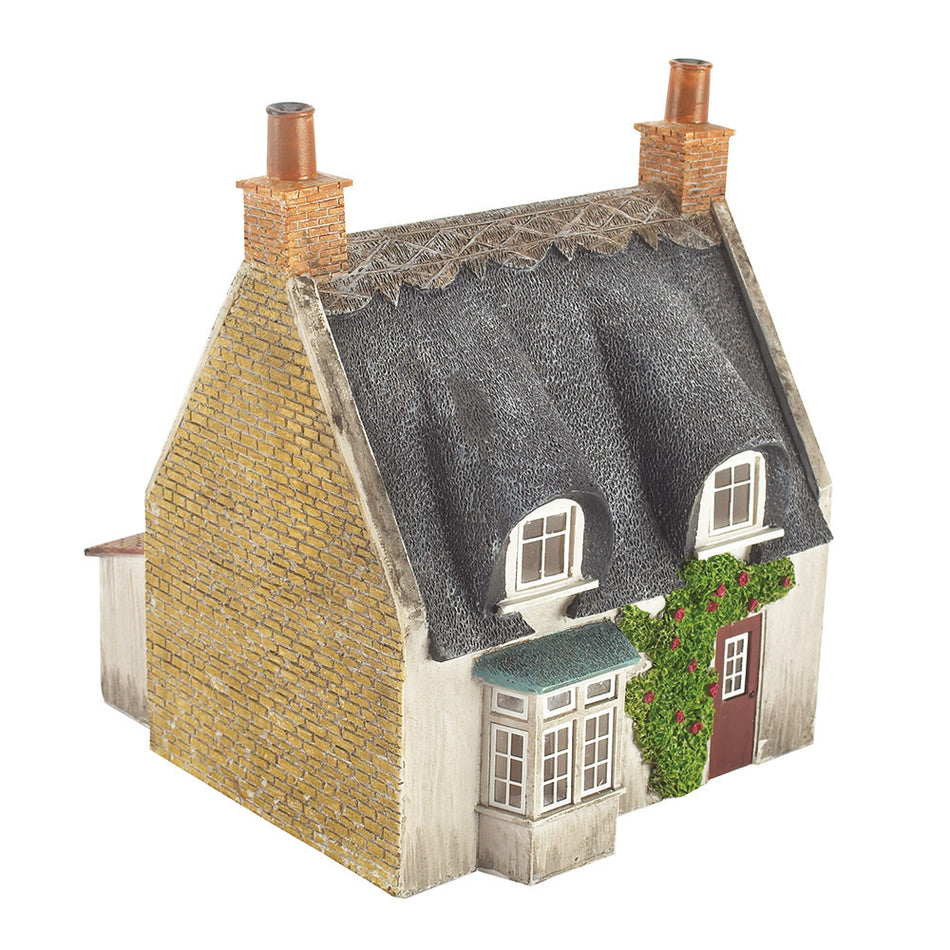 44-122 Bachmann Scenecraft Thatched Cottage - Honey Stone