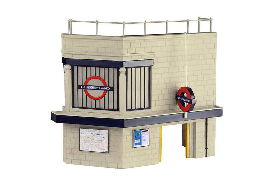 44-221 Bachmann Scenecraft Low Relief Underground Station