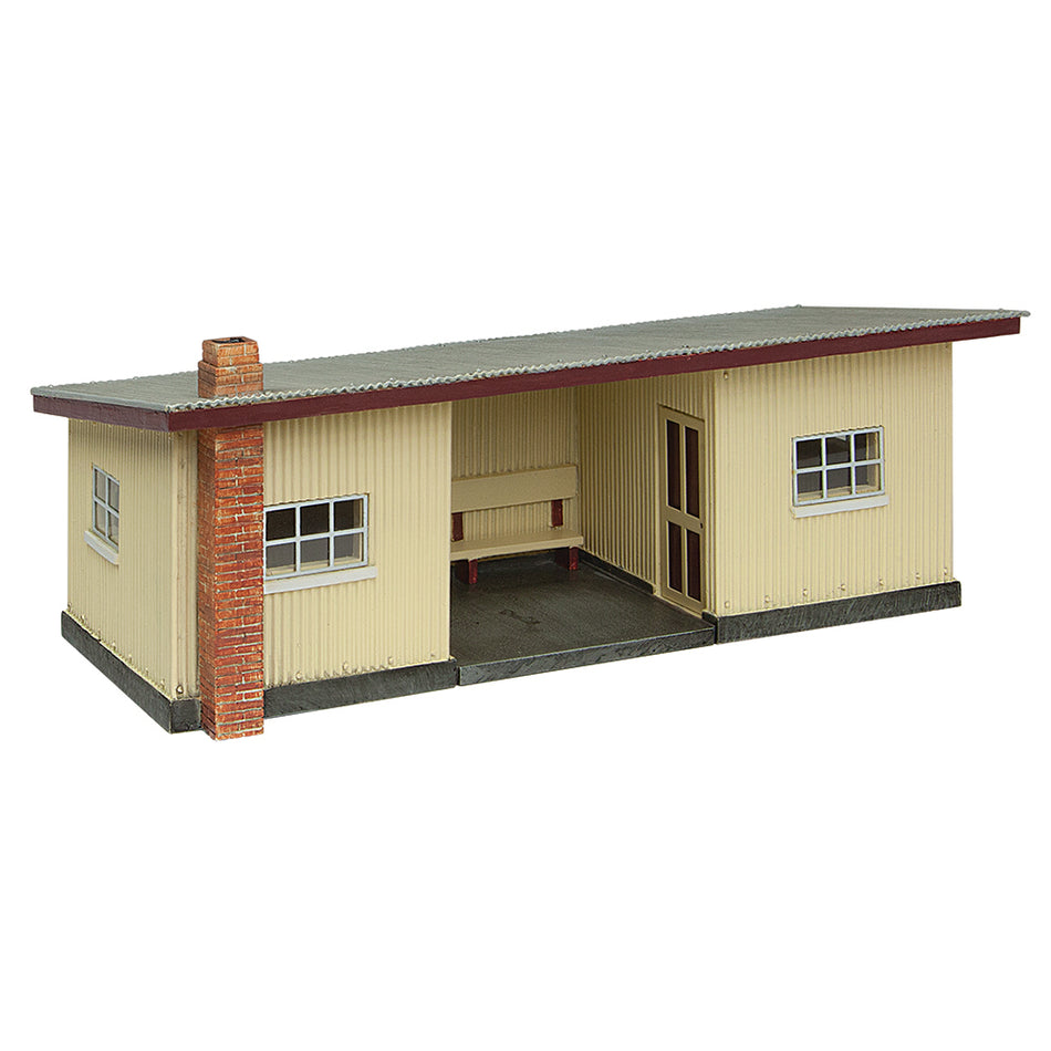 47-0160B Bachmann Narrow Gauge Scenecraft Corrugated Station