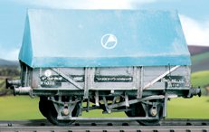 PC542 Parkside by Peco BR Clay Hood Wagon Kit Ratio 542