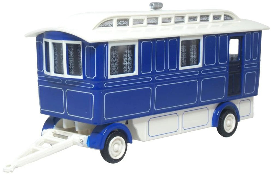 76SCV003 Oxford Diecast Showmans Caravan Blue/Cream