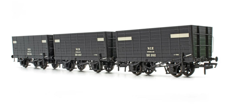 ACC2832 Accurascale P7 Hopper - NCB Brodsworth Black