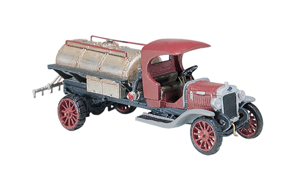 D242 Woodland Scenics Tank Truck