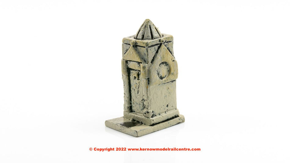 R7298 Hornby Skaledale Village Pump